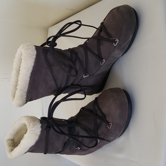 Tecnica Shoes - Tecnica Suede Moon Boots US 8